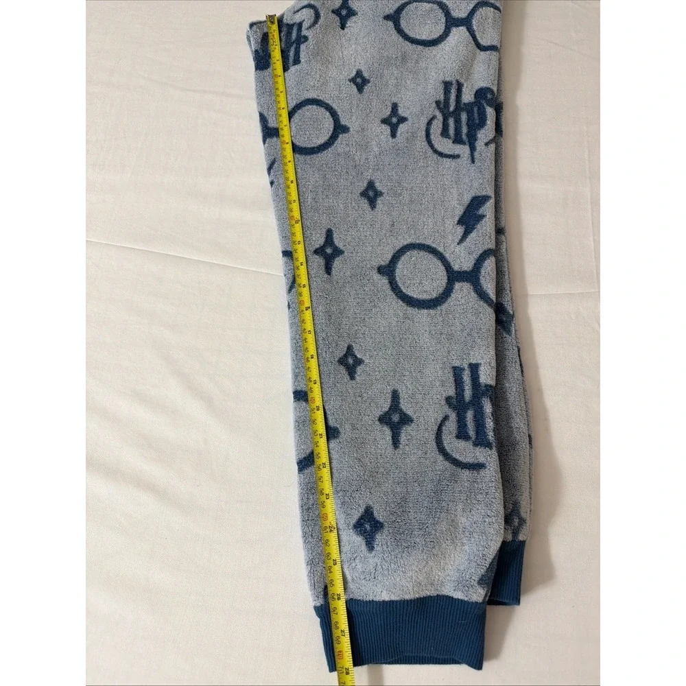 Wizarding World of Harry Potter Women’s Fleece Pajama Set